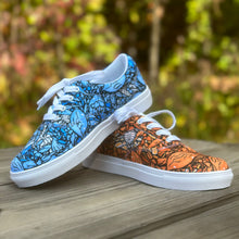 Women’s lace-up canvas