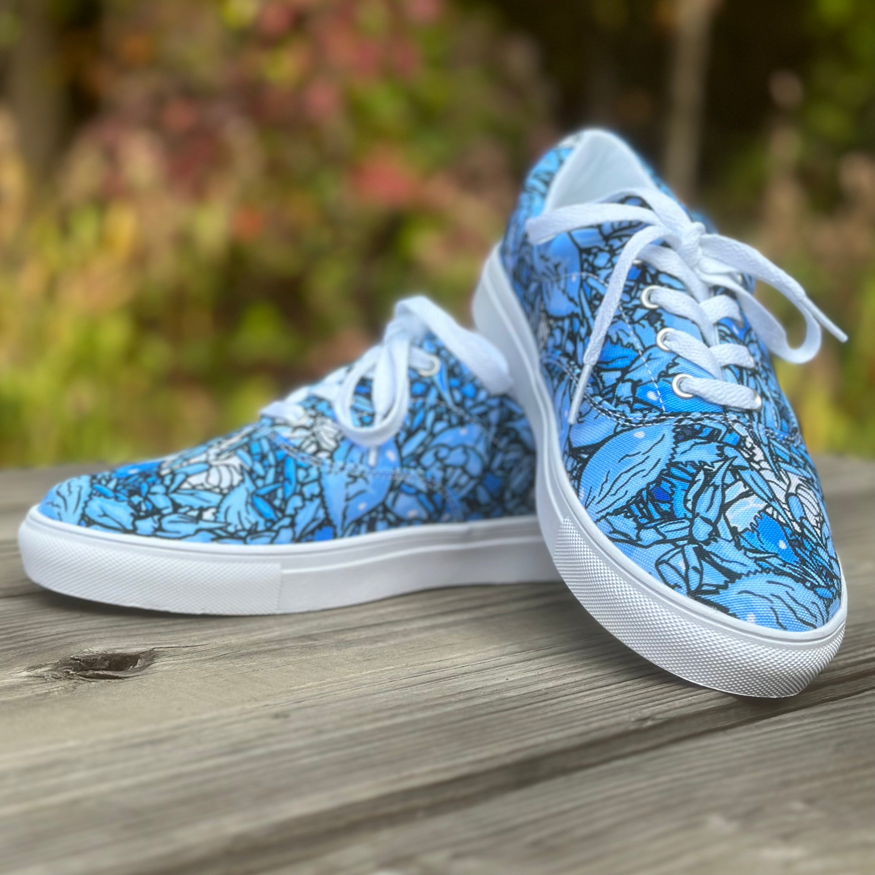 Men’s lace-up canvas shoes
